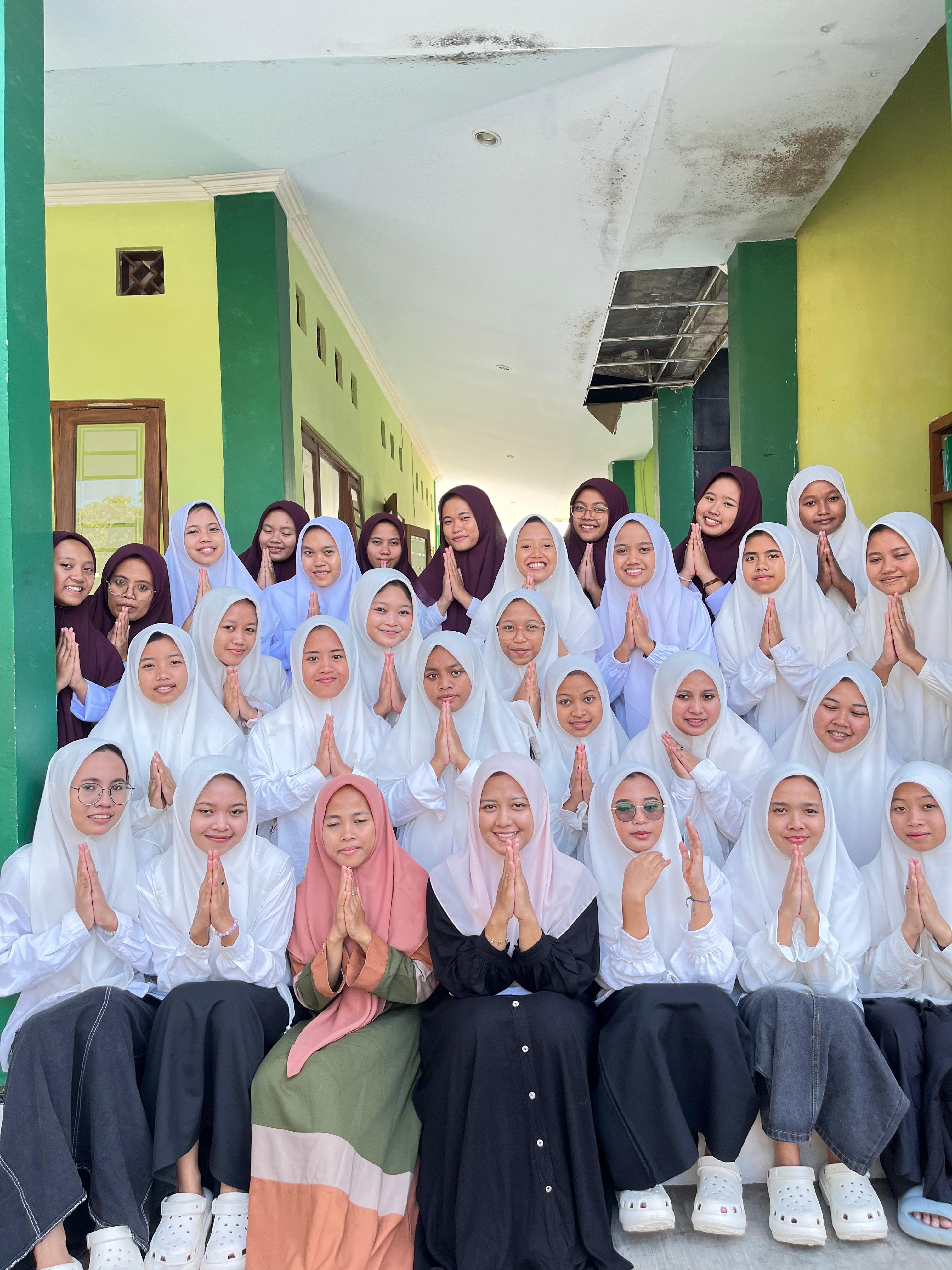 SANTRI HAMALATUL QURAN RINGINAGUNG